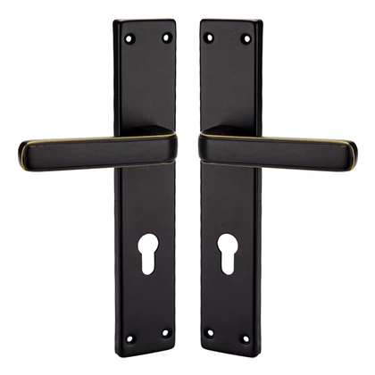 Käsittele salvan oven lukko